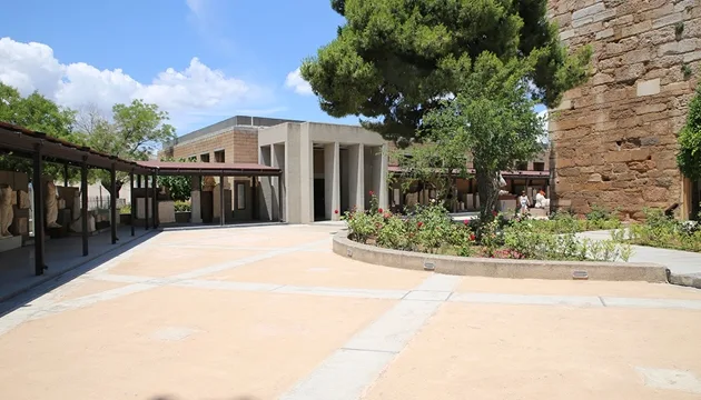 Archaeological Museum of Thebes