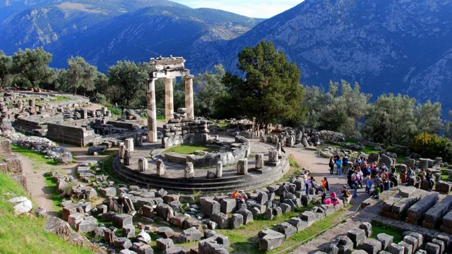 Delphi Archaeological Site, The Navel Of Earth In Greece!